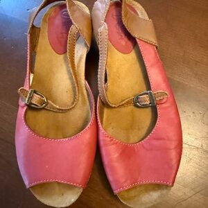 Pink Leather Sandals with Buckle size EUR 38, US 7.5